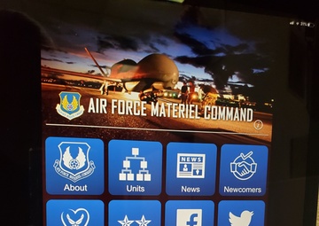 Mobile app supports new hire process