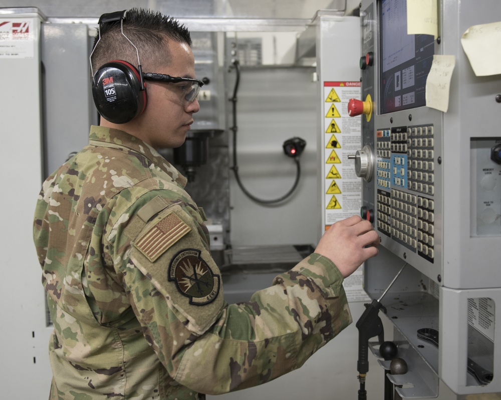 4th EMS Provides Equipment Maintenance to F-15E Strike Eagle, Aerospace Ground Equipment