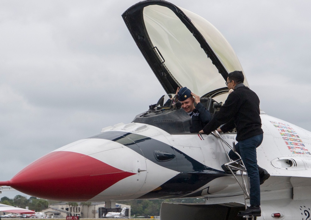 Thunderbirds Land in Daytona