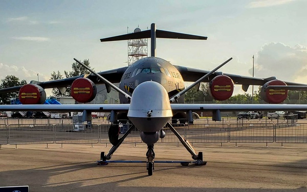 MQ-9 Reaper, Airmen Premiere in Singapore