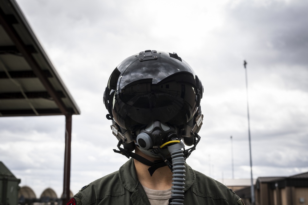 A-10 helmets keep pilots connected