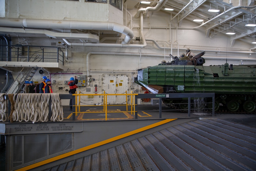 Iron Fist 2020: 3rd Assault Amphibian Battalion Embarks USS Portland