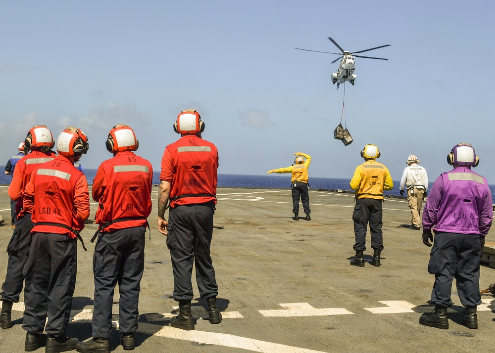 USS Germantown (LSD 42) RAS