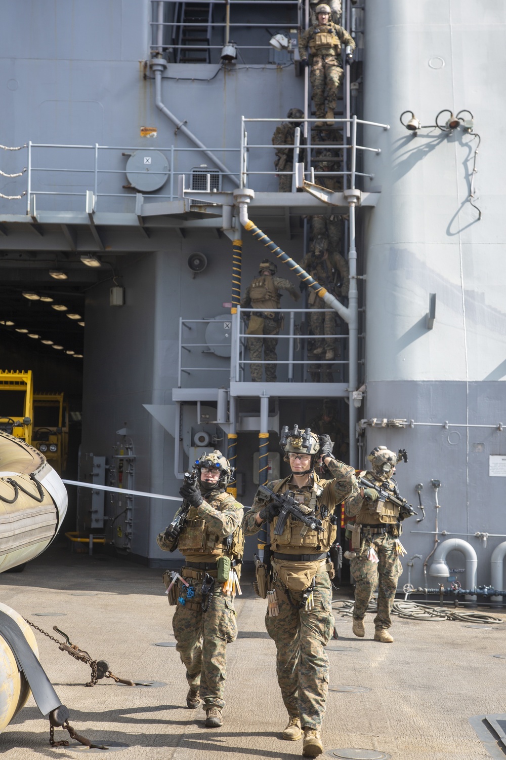 Stand by to be boarded: 31st MEU Maritime Raid Force conducts VBSS training