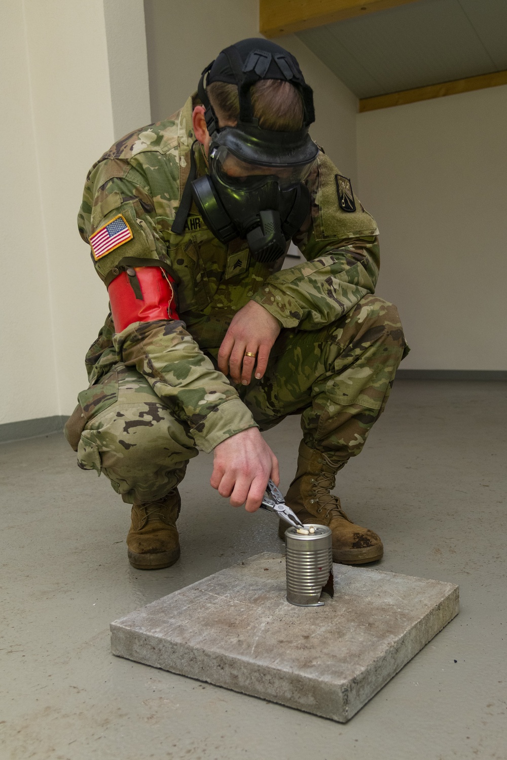 16th SB Soldiers conduct CBRN training