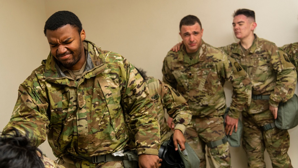 16th SB Soldiers conduct CBRN training