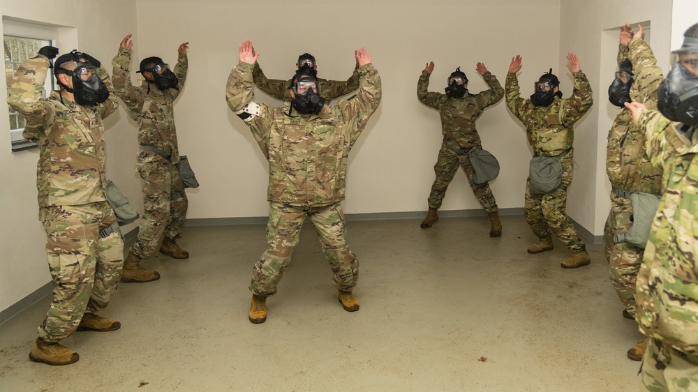 16th SB Soldiers conduct CBRN training