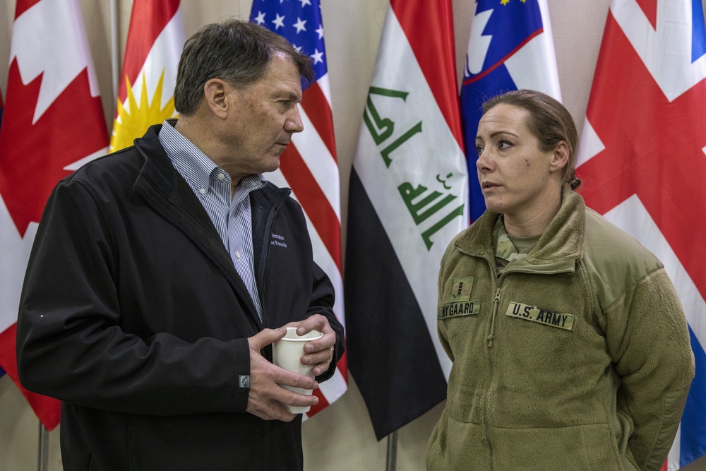 Senators and representatives visit Erbil Air Base