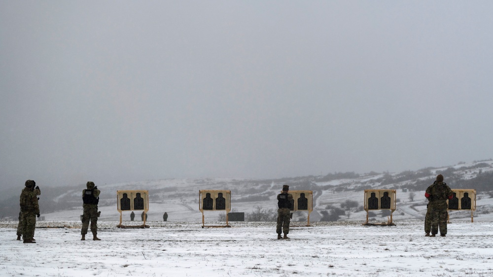 Military Police train through harsh weather
