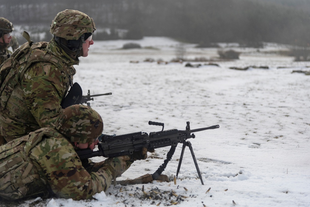 Military Police train through harsh weather