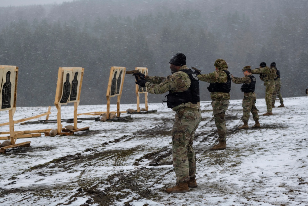 Military Police train through harsh weather