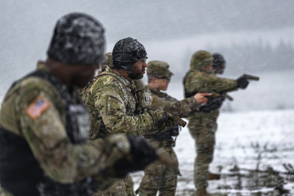 Military Police train through harsh weather