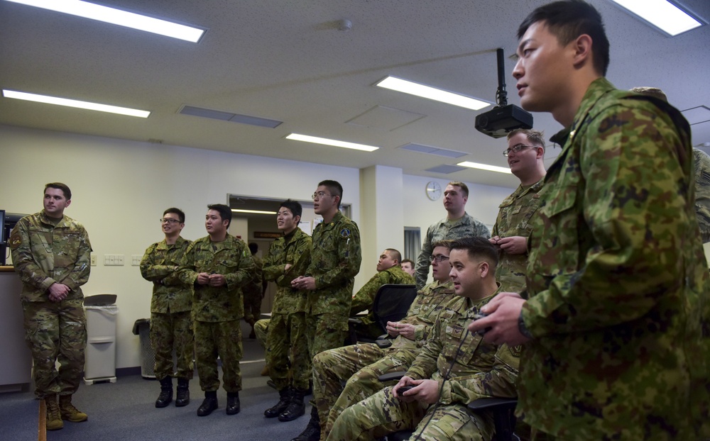 Misawa ALS hosts Japanese service members, bridges gaps in English