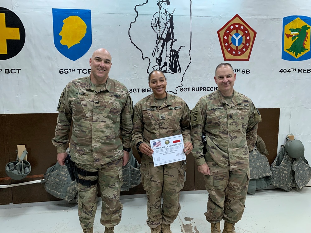 Deployed Illinois Soldier recognized for shooting competition