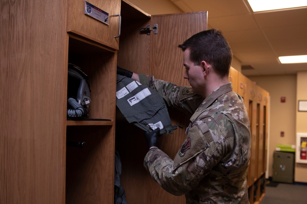 AFE Airmen inspect G-suits