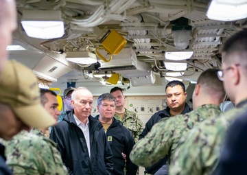 U.S. Congressman Tours USS Kentucky (SSBN 737)