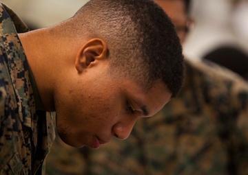 31st MEU Marines conduct a JFO test aboard the USS America