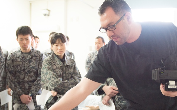 JASDF members from Iruma AB tour Yokota AB