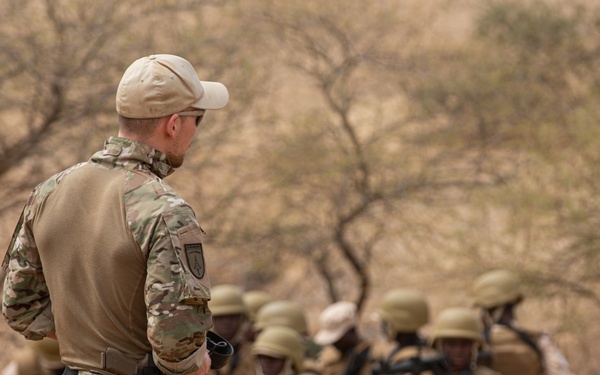 Burkinabe soldiers improve counterterrorism capabilities at Flintlock 20