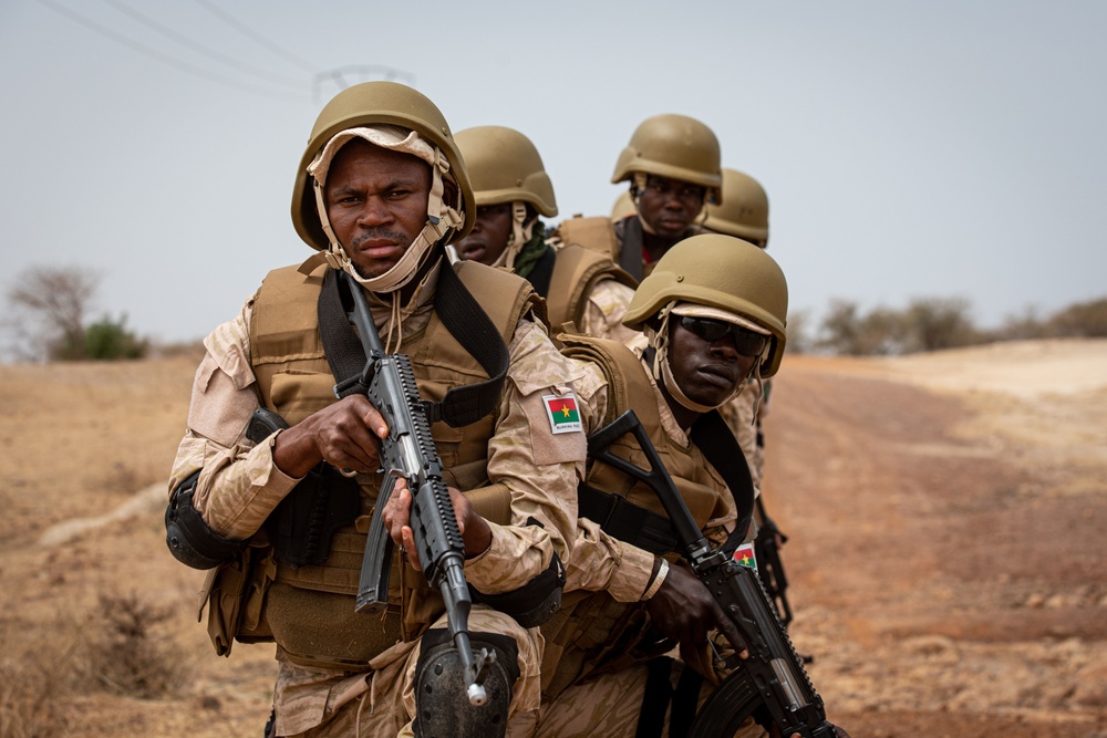 Burkinabe soldiers improve counterterrorism capabilities at Flintlock 20