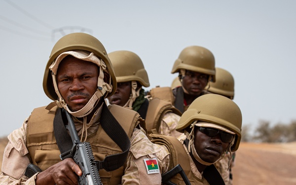 Burkinabe soldiers improve counterterrorism capabilities at Flintlock 20