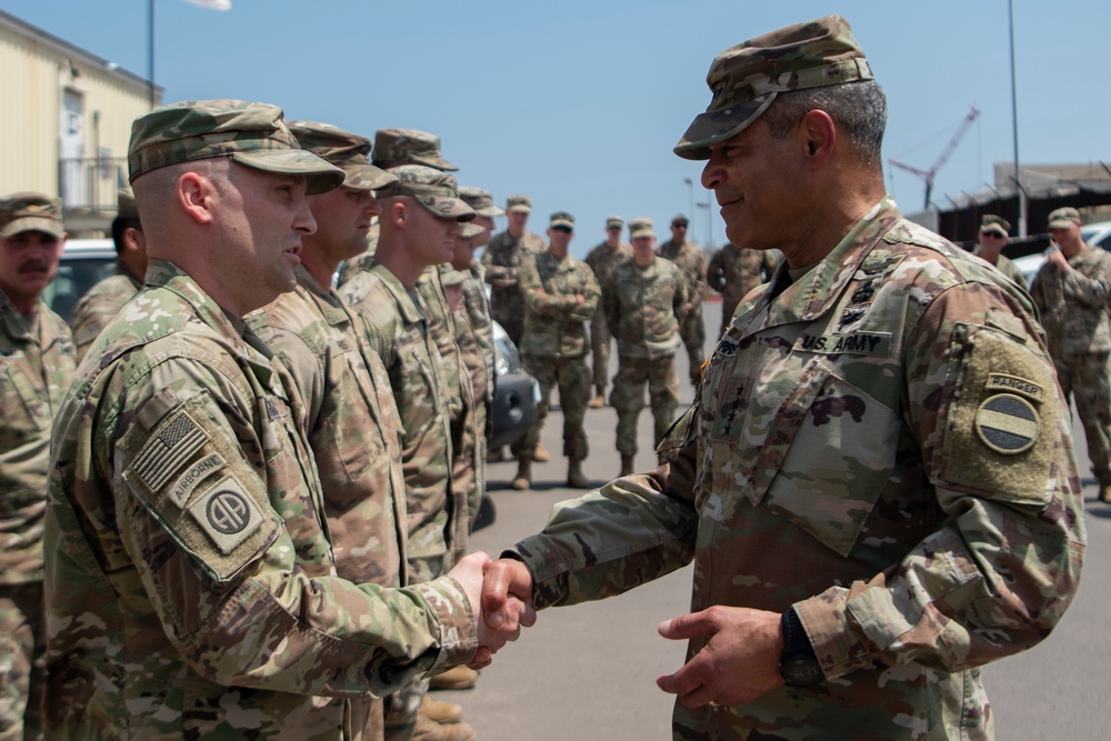 U.S. Army FORSCOM Commanding General visits CJTF-HOA