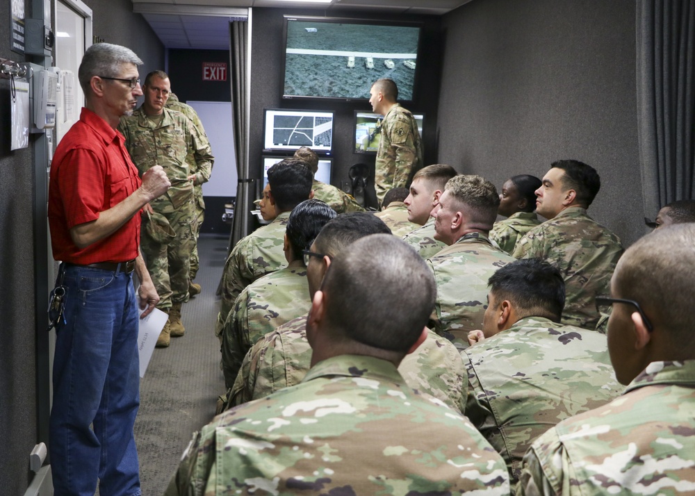 1st TSC does Reconfigurable Vehicle Tactics Trainer