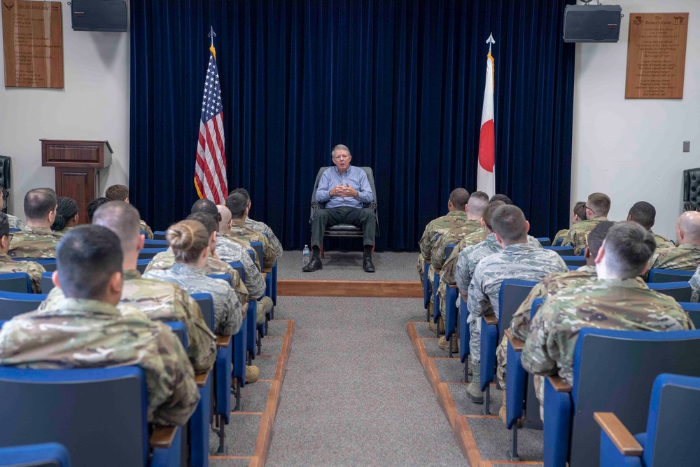 Retired CMSAF McKinley visits Yokota