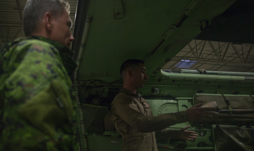 2nd Marine Division welcomes Canadian military attaché