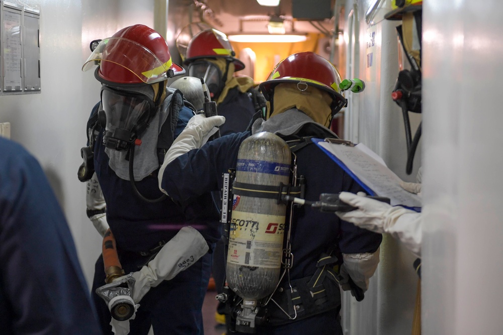 USS America Conducts Damage Control Training