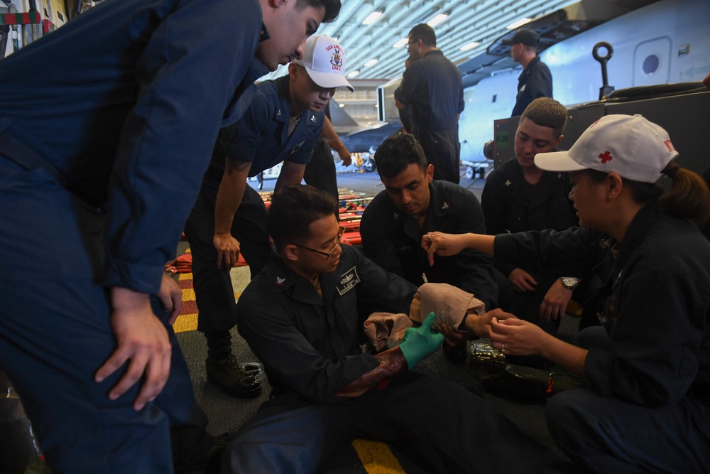 USS America Conducts Medical Training