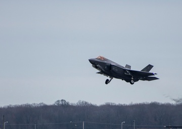 Luke AFB F-35A Lightning II at Dover AFB