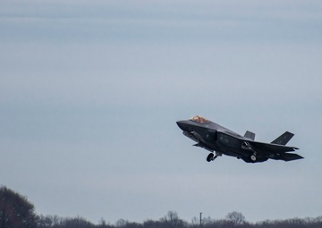 Luke AFB F-35A Lightning II at Dover AFB