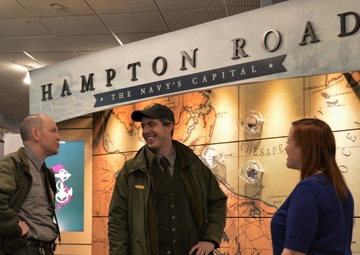 NPS Park Rangers visit Naval Museum