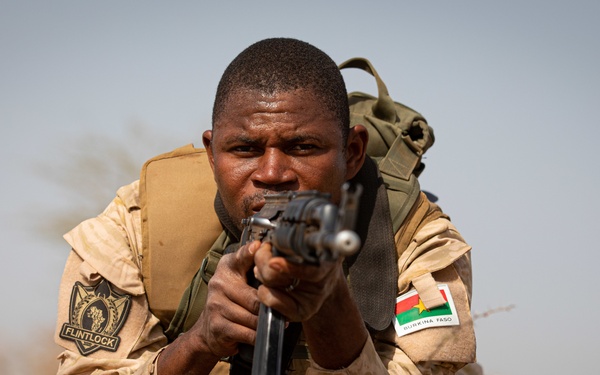 Burkinabe improve squad and unit tactics at Flintlock 2020