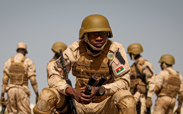 Burkinabe improve squad and unit tactics at Flintlock 20