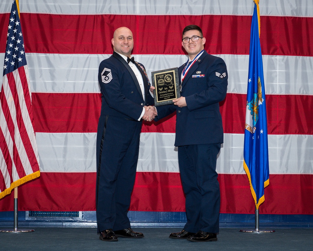 ALS Class 20-2 graduates