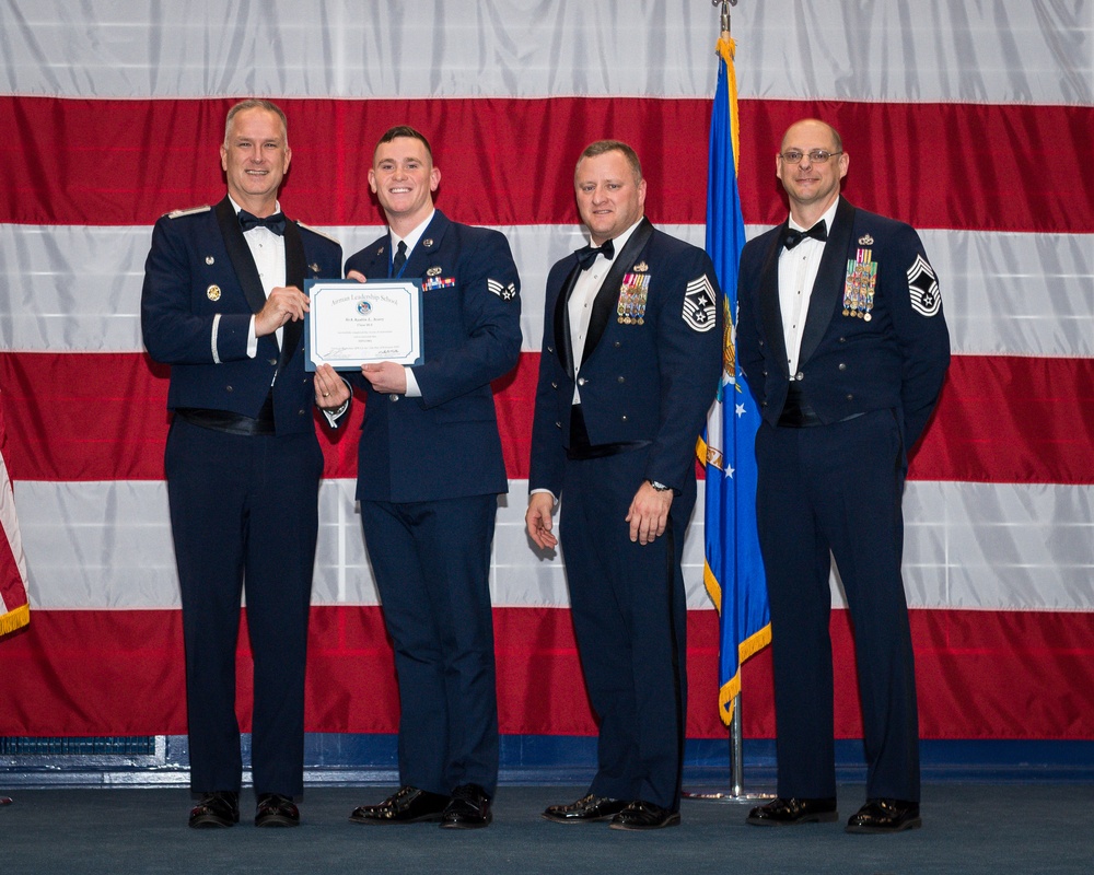 ALS Class 20-2 graduates