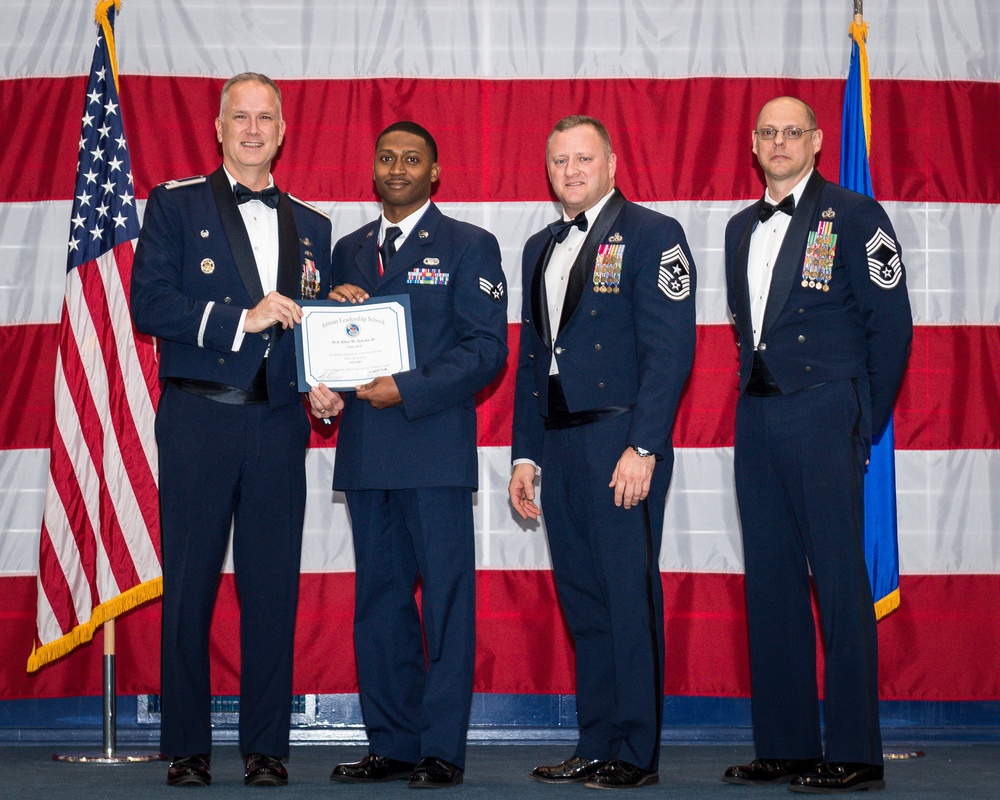 ALS Class 20-2 graduates