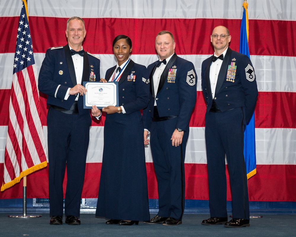 ALS Class 20-2 graduates