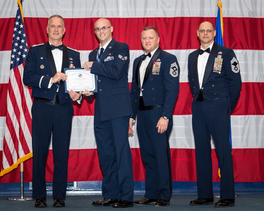 ALS Class 20-2 graduates