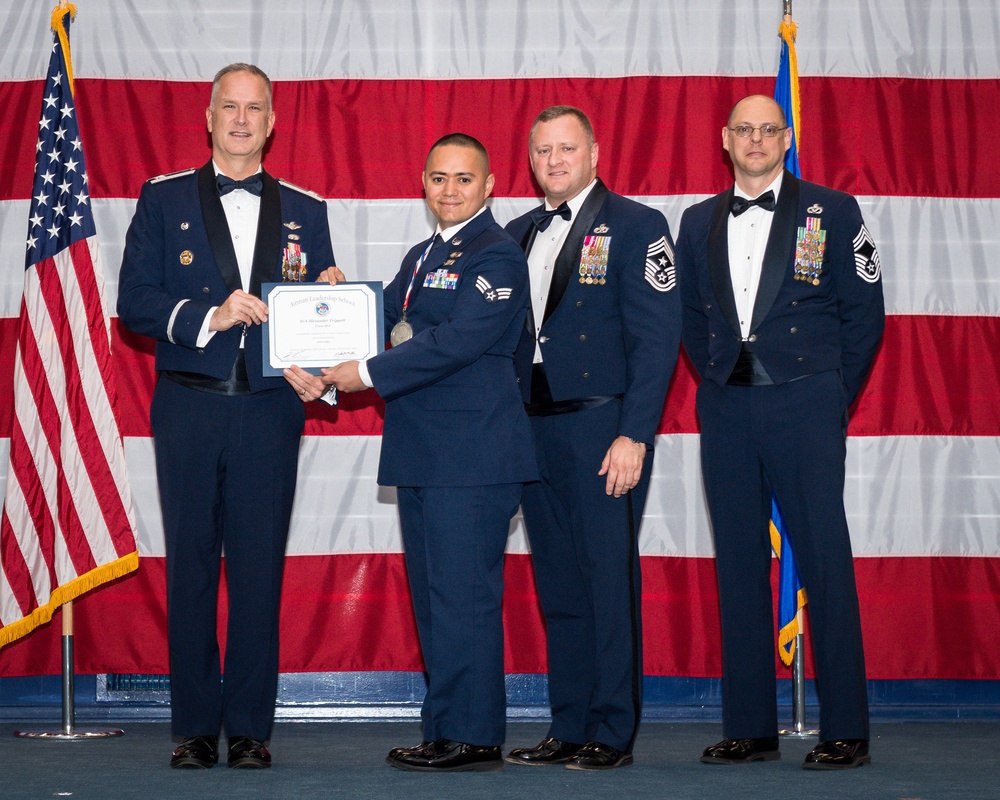 ALS Class 20-2 graduates