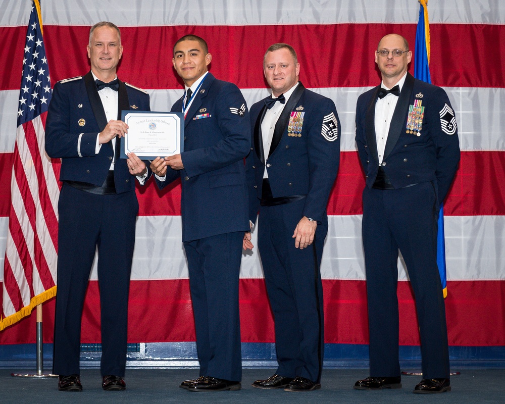 ALS Class 20-2 graduates