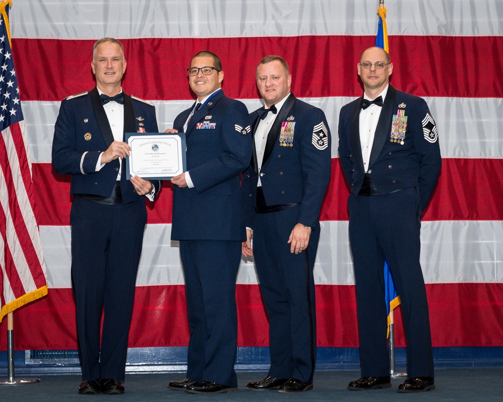 ALS Class 20-2 graduates