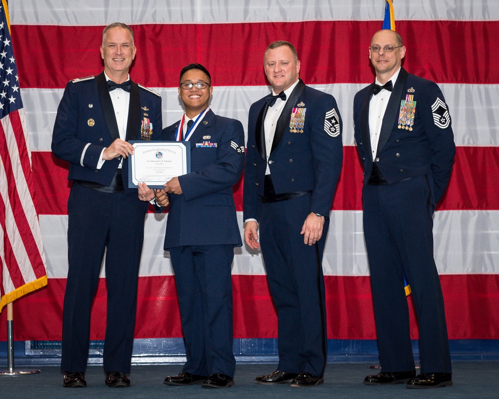 ALS Class 20-2 graduates
