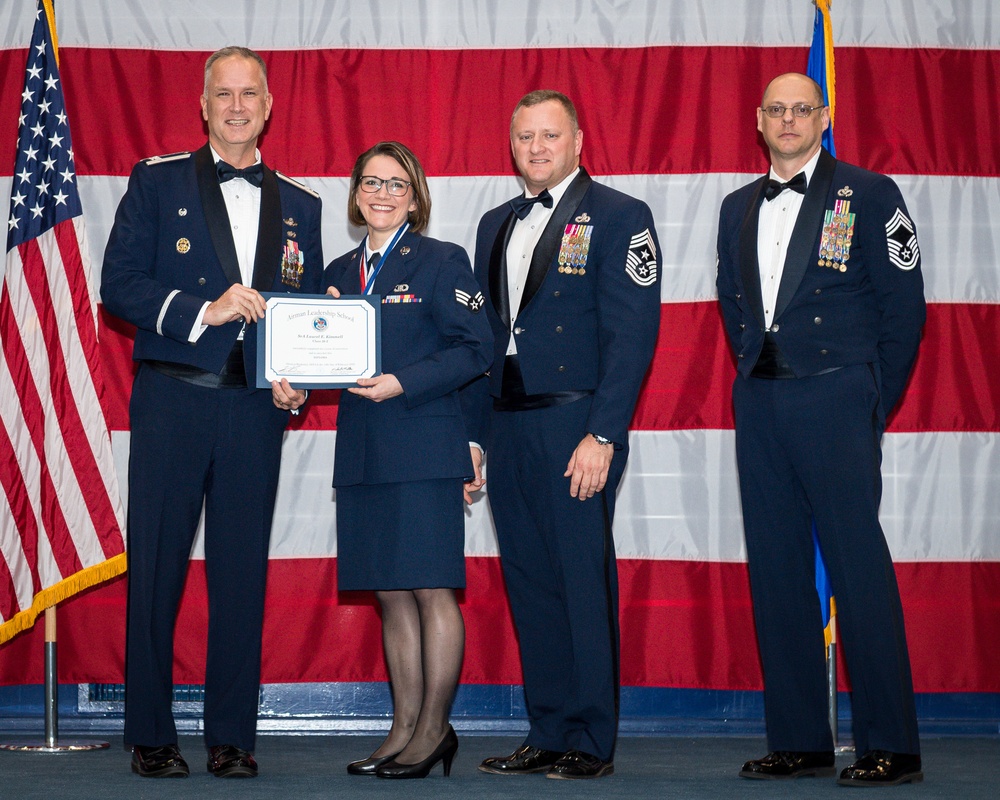 ALS Class 20-2 graduates