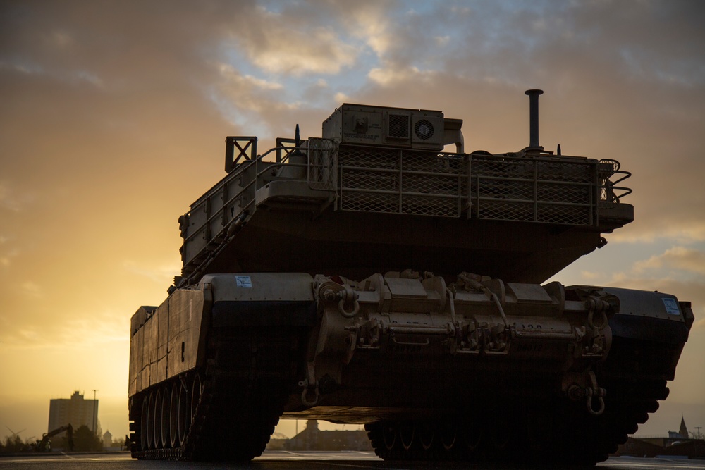 M1A1 Abrams sits prepositioned on pier during DEFENDER-Europe 20