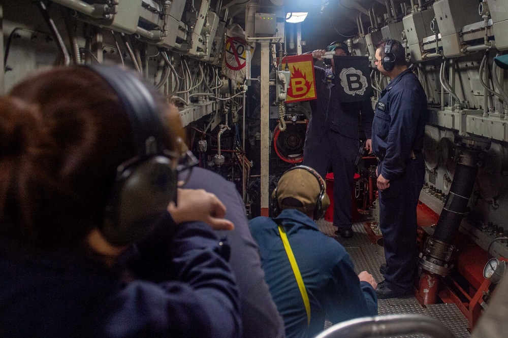 General Quarters USS Green Bay (LPD 20)