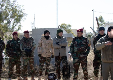Peshmerga soldiers receive unexploded ordnance training in northern Iraq