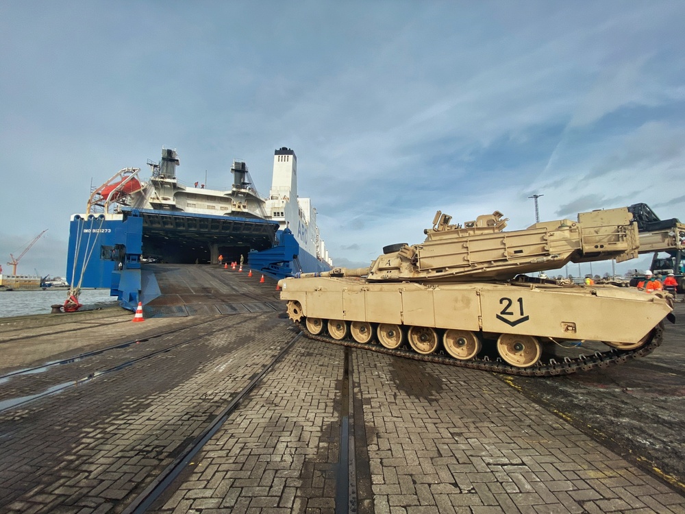 M1A1 Abrams tank drives off M/V Endurance